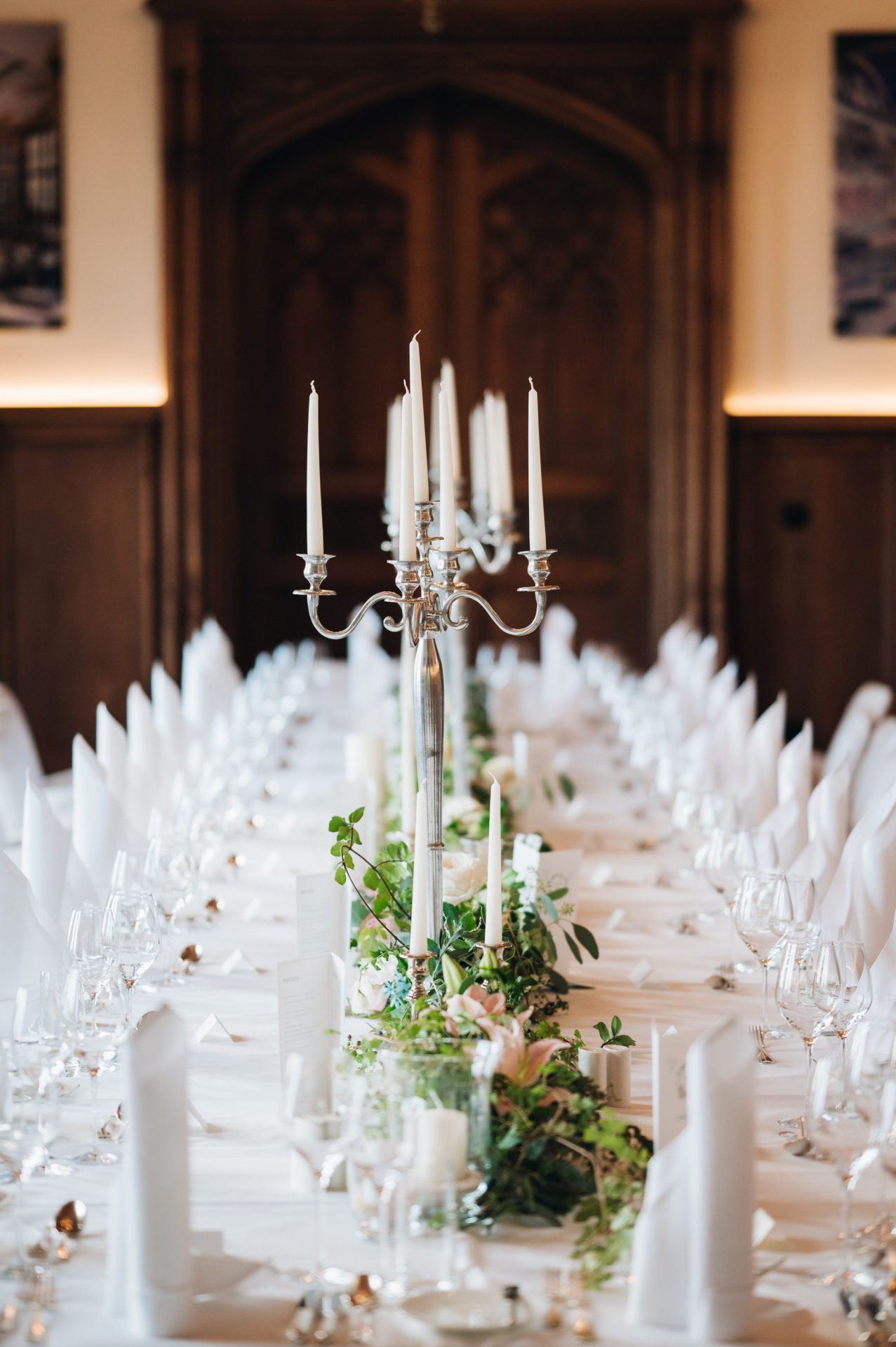 Weddingdecoration Eckberg Castle 1 scaled