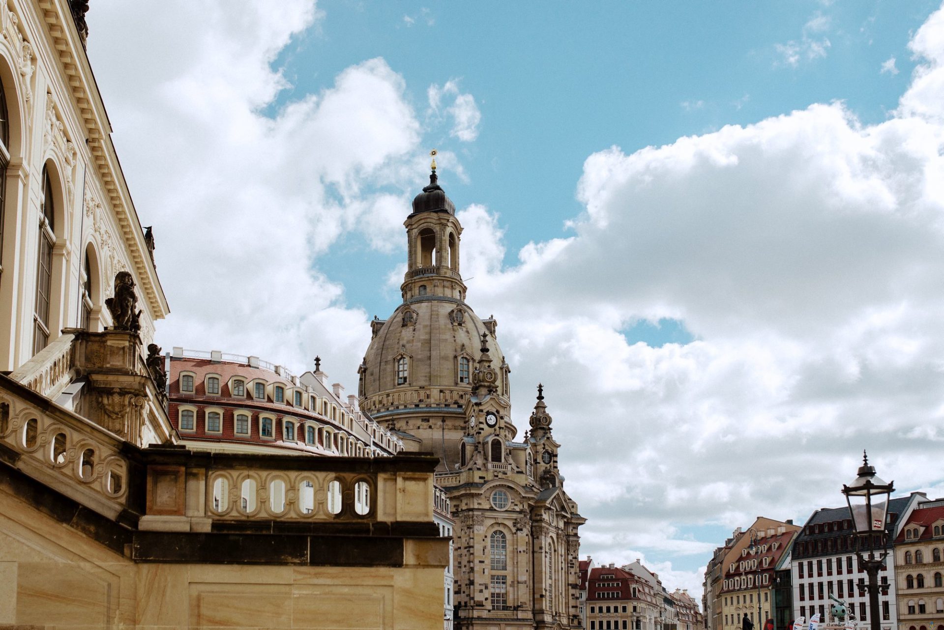 Frauenkirche Hochzeit scaled