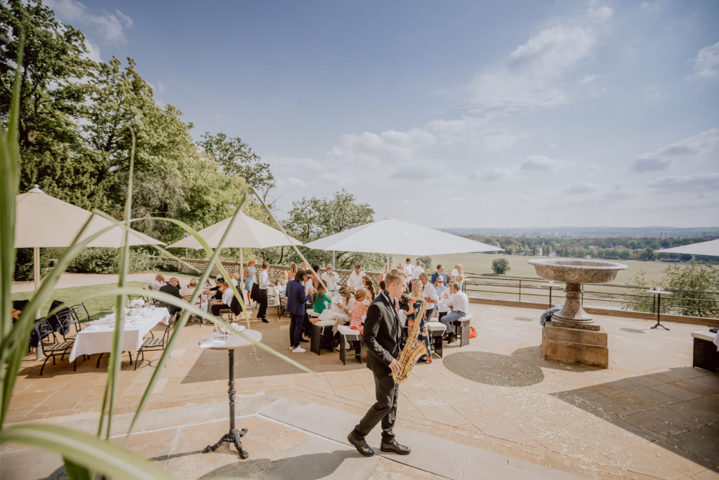 Hochzeitsfeier Südterrasse Schloss Albrechtsberg
