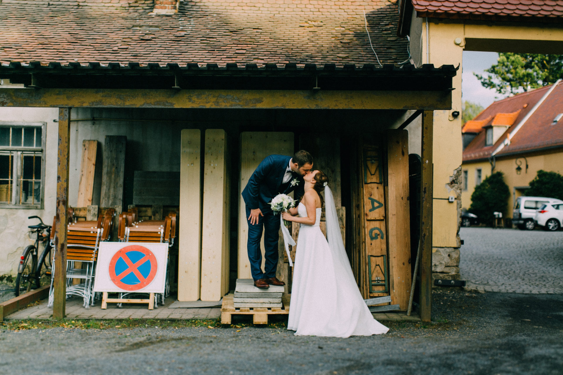 Lost Places Wedding scaled