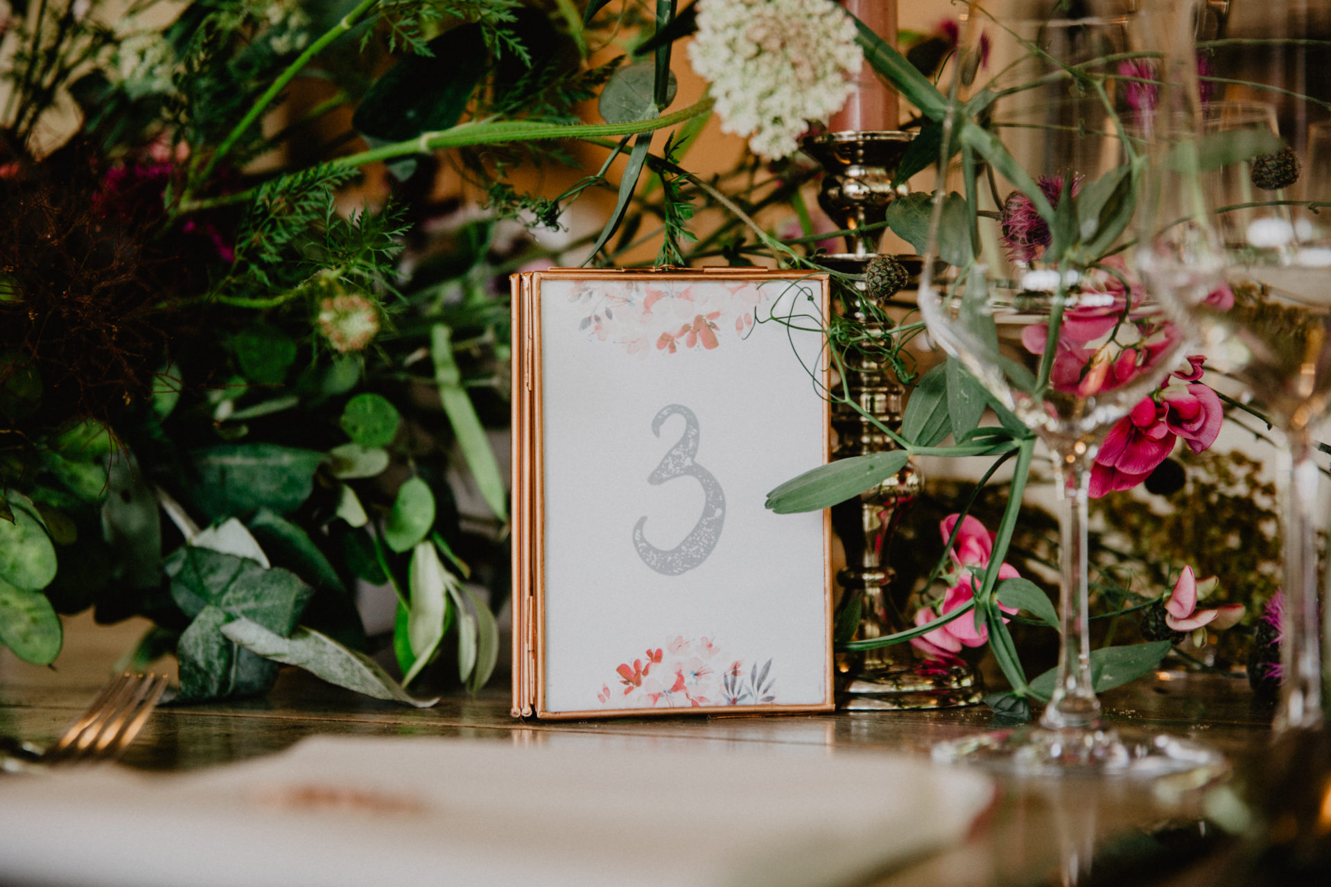 Tischnummer Hochzeit Ideen scaled