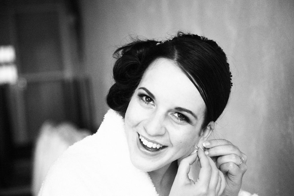 smile Braut Hochsteckfrisur Hochzeitsohrringe